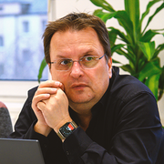 Günther Dachs ist im Vorstand der Sozialplattform OÖ